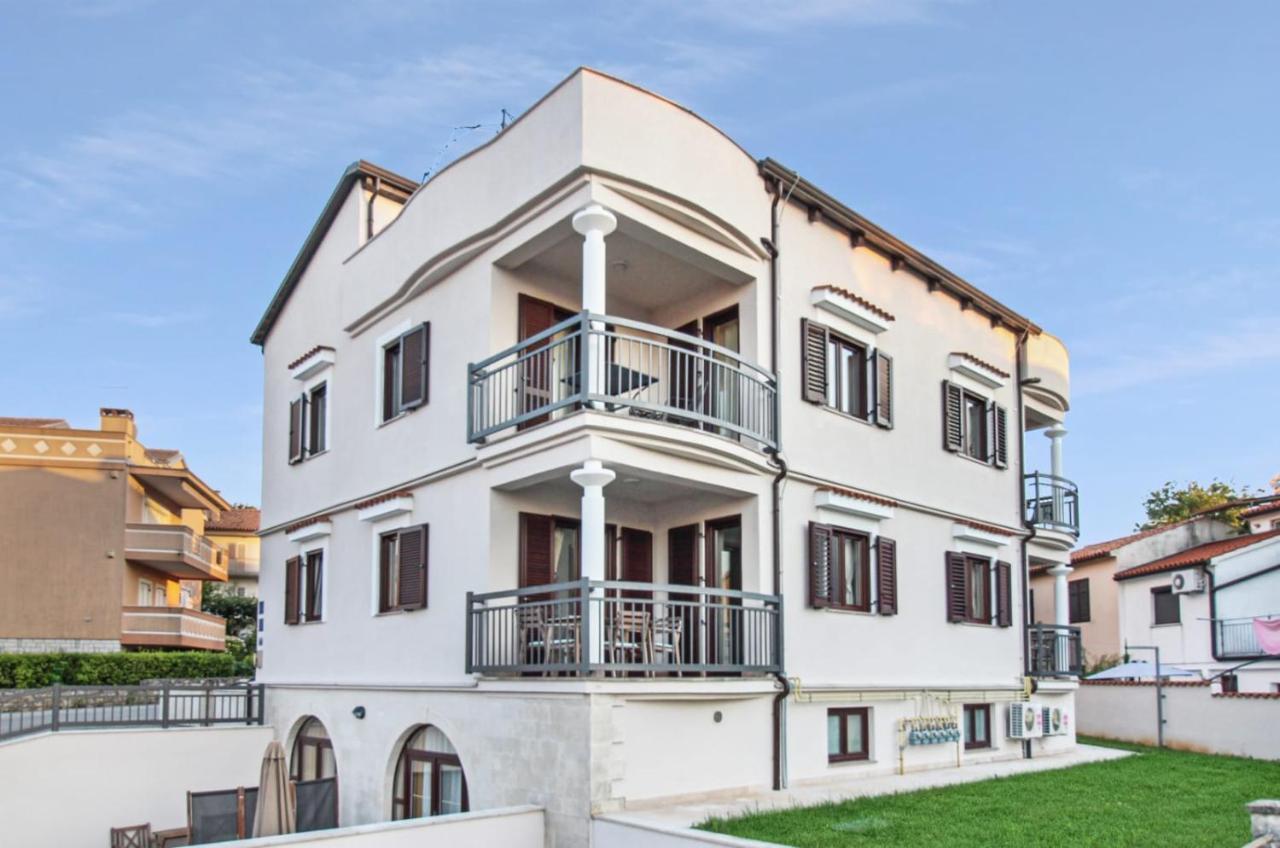 Apartments Villa Alba Poreč Exterior foto